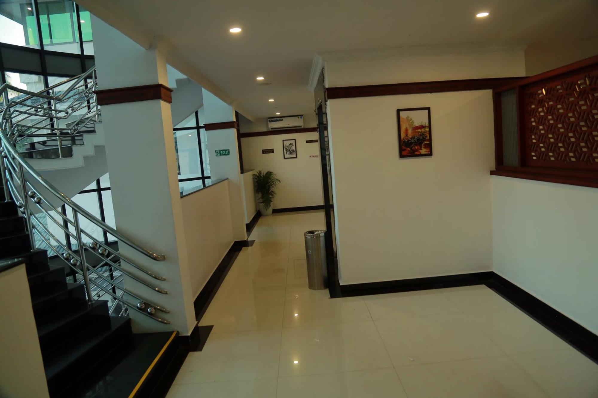 Hotel Savera Park Thrissur Exteriér fotografie