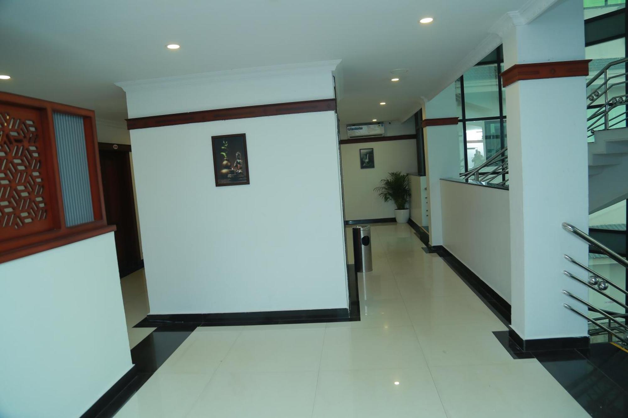 Hotel Savera Park Thrissur Exteriér fotografie